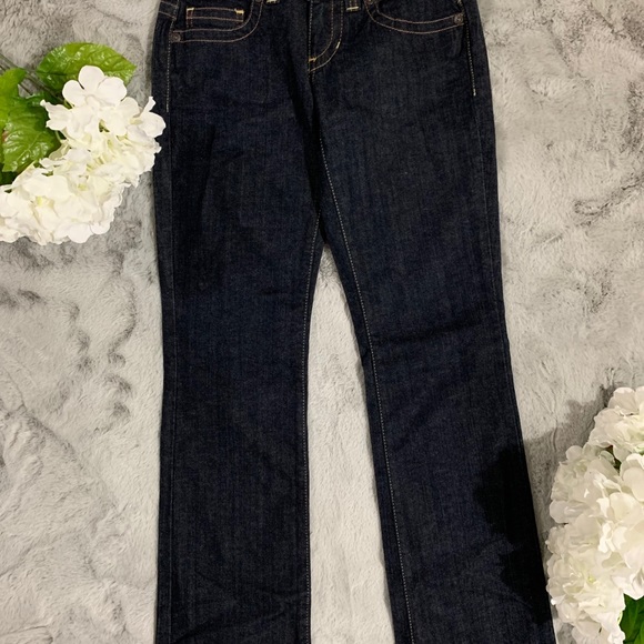 Guess- Modele jeans - Picture 4 of 4